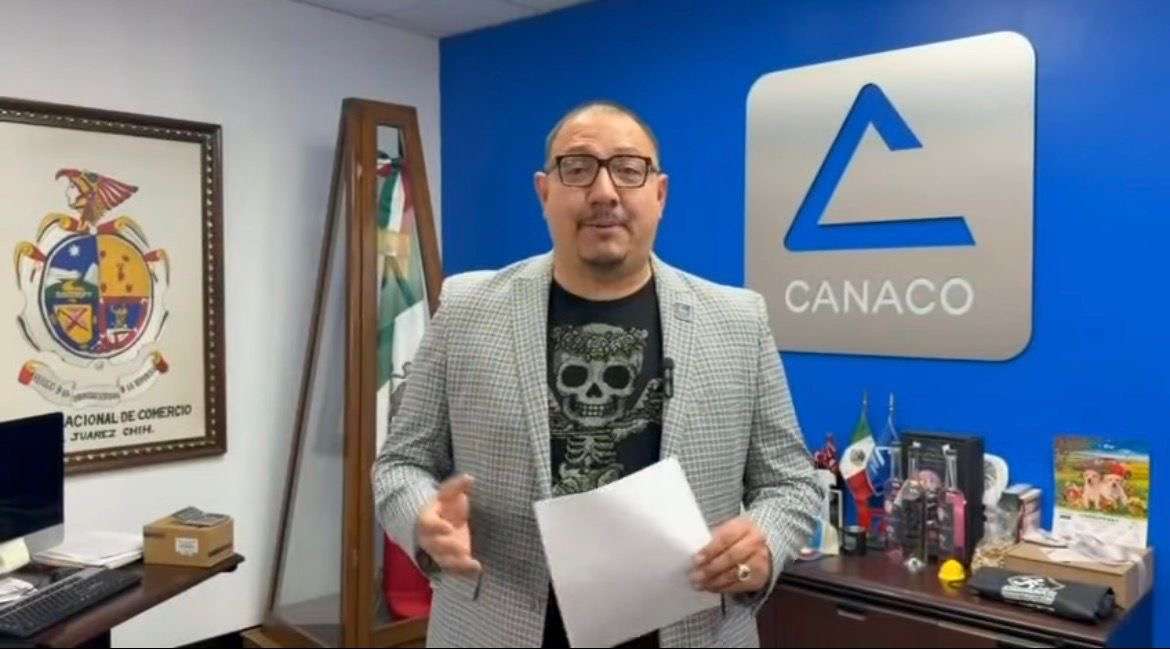 Llama Iván Pérez a empresarios a no firmar convenios de regalías